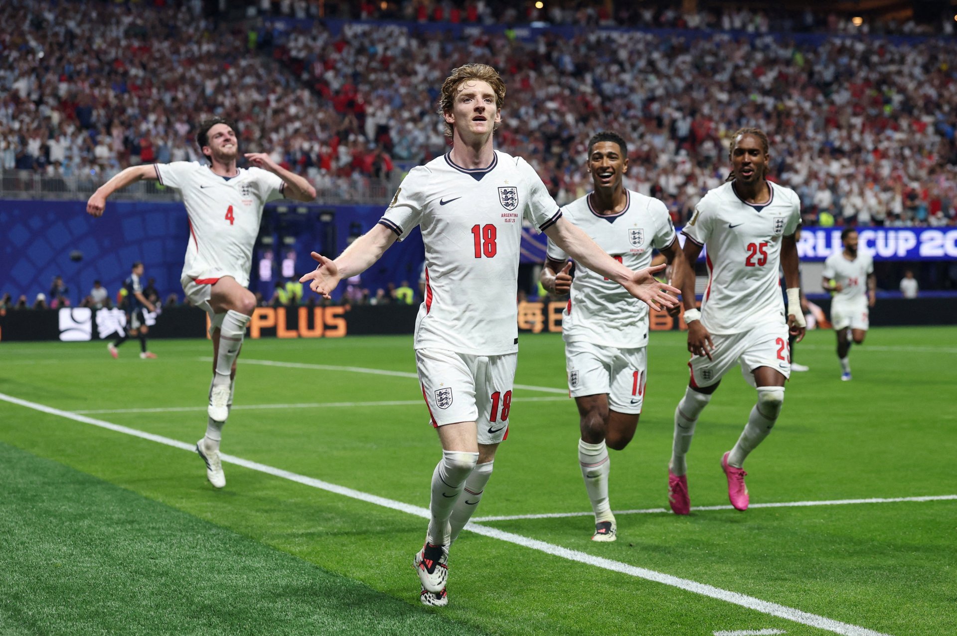 W杯2026：イングランドとフランス、3位決定戦前に「手ぶら」では帰らない決意